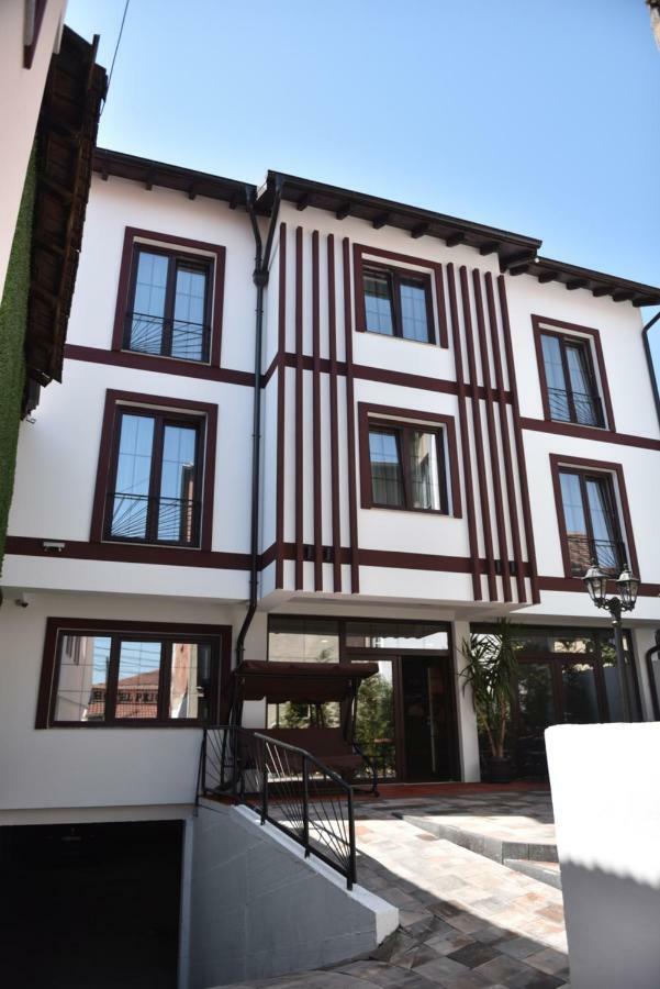 Prior Hotel Prizren Exterior photo